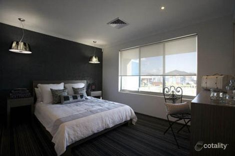 Property photo of 21 Devitt Way Ellenbrook WA 6069