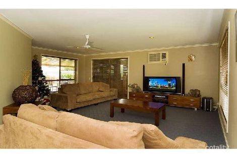Property photo of 2 Berber Court Yamanto QLD 4305