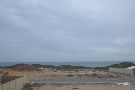 Property photo of 19 Dottyback Bend Yanchep WA 6035