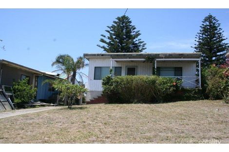 Property photo of 30 Northcote Avenue Swansea Heads NSW 2281