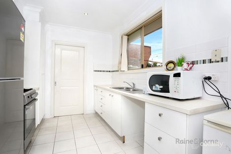 Property photo of 2/31 Tucker Street Fawkner VIC 3060