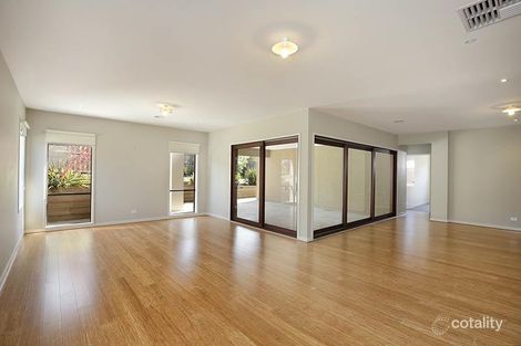 Property photo of 6 Manche Court Highton VIC 3216