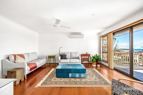 Property photo of 8 New Street Caves Beach NSW 2281