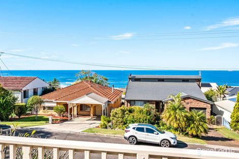 Property photo of 8 New Street Caves Beach NSW 2281