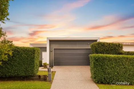 Property photo of 9 Hill Drive Pimpama QLD 4209