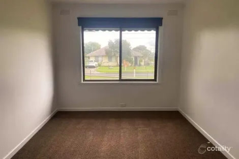 Property photo of 12 Mitchell Court Glenroy VIC 3046