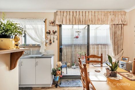 Property photo of 18 Smugglers Drive Seaford Rise SA 5169