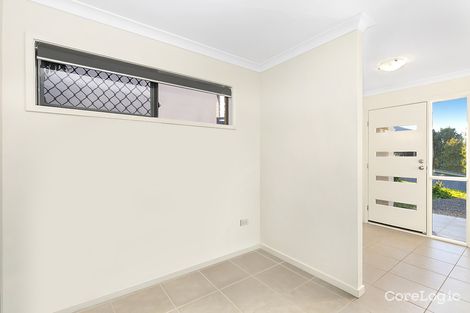 Property photo of 33 Jersey Crescent Springfield Lakes QLD 4300