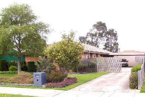 5 Cameron Way, Pakenham, VIC 3810