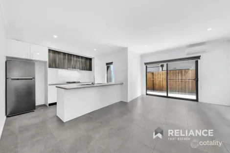 Property photo of 38 Jeng Loop Tarneit VIC 3029