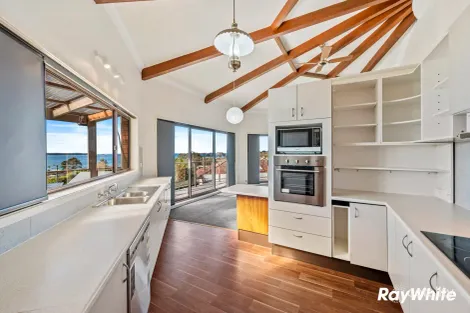 Property photo of 13 Ocean Road Batehaven NSW 2536