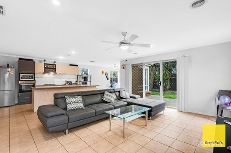 Property photo of 17 Alfred Park Drive Tarneit VIC 3029