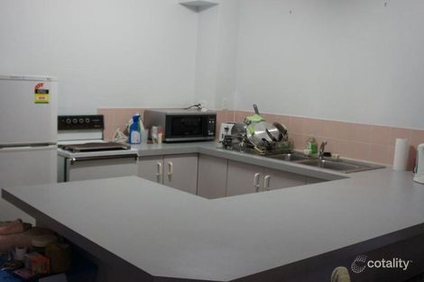 Property photo of 2/14 Mawarra Street Palm Beach QLD 4221