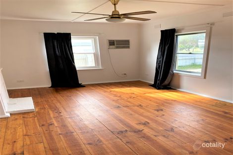 Property photo of 1 Boucaut Street Mount Gambier SA 5290
