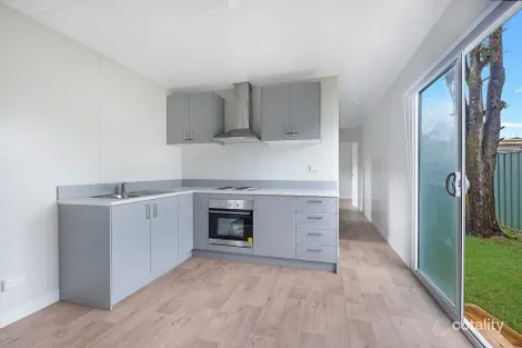 10a Edmondson Ave, St Marys, NSW 2760
