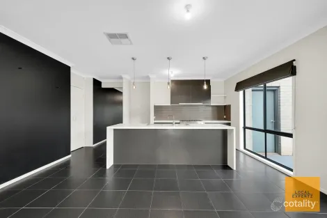 Property photo of 24 Parris Avenue Harkness VIC 3337