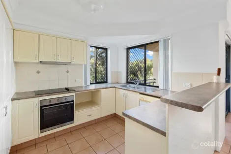 Property photo of 6/5-7 Tarni Avenue Palm Beach QLD 4221