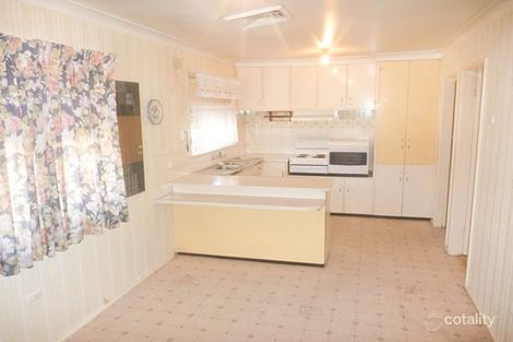 Property photo of 39 Leavenworth Drive Mount Austin NSW 2650