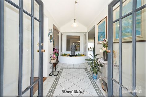 Property photo of 6 Melfort Circle Kinross WA 6028