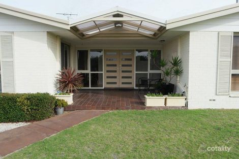 Property photo of 18 Macqueen Crescent South Bunbury WA 6230