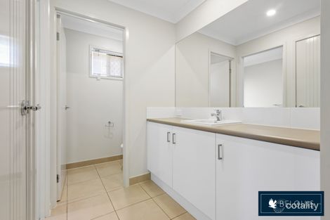 Property photo of 15 Willow Circuit Yarrabilba QLD 4207