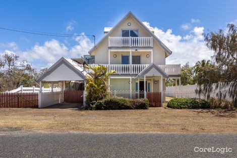 Property photo of 15 Esplanade Coonarr QLD 4670