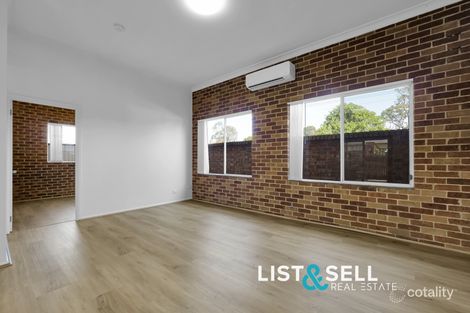 Property photo of 75 Saywell Road Macquarie Fields NSW 2564
