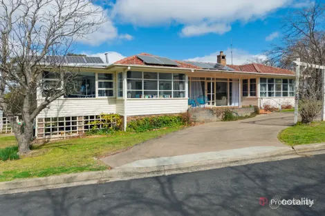 Property photo of 203 Marsh Street Armidale NSW 2350