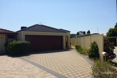 16a Woodlands Gr, Hocking, WA 6065