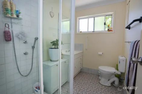 Property photo of 18 Stuart Street Woodstock NSW 2793