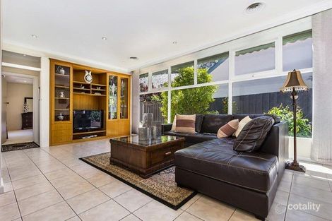 Property photo of 1/1 Arden Court Kew East VIC 3102