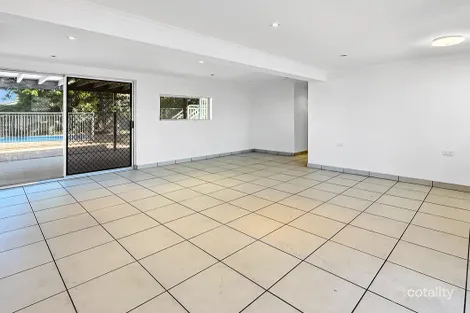 Property photo of 2 Pompeii Street Kelso QLD 4815