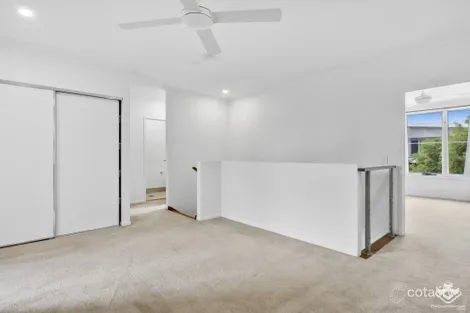 Property photo of 89 Evergreen View Robina QLD 4226