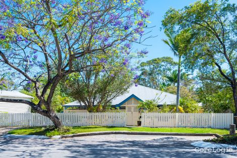 Property photo of 24 The Drive Bardon QLD 4065