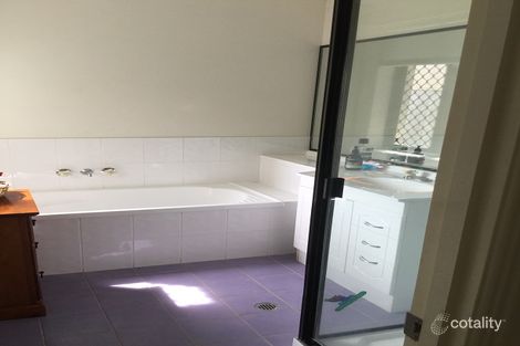 Property photo of 2 Conifer Place Currimundi QLD 4551