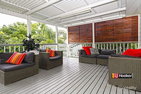 Property photo of 327 Riding Road Balmoral QLD 4171