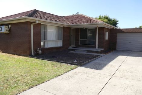 2/10 Paget St, Hughesdale, VIC 3166