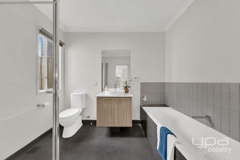 Property photo of 52 Constantine Drive Point Cook VIC 3030