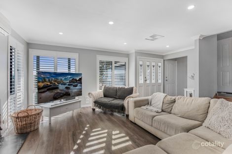 Property photo of 16 Kristina Court Pakenham VIC 3810