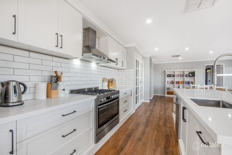 Property photo of 16 Kristina Court Pakenham VIC 3810