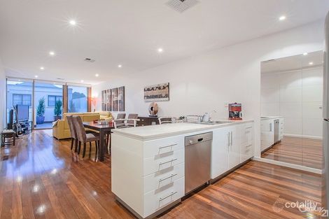 Property photo of 2/369 Angas Street Adelaide SA 5000