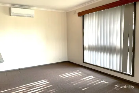 Property photo of 1/4 Nebo Court Werribee VIC 3030