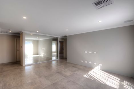 Property photo of 32 Midsummer Avenue Jindalee WA 6036