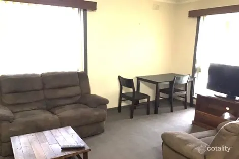 Property photo of 1/4 Nebo Court Werribee VIC 3030