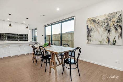 Property photo of 14 Cardamon Avenue Mickleham VIC 3064