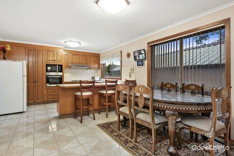 Property photo of 25 Cunningham Drive Endeavour Hills VIC 3802