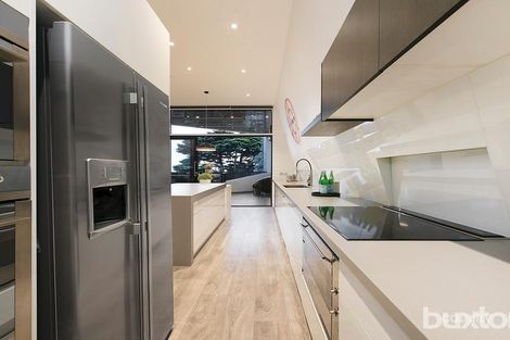 Property photo of 63 The Corso Parkdale VIC 3195