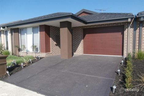 Property photo of 13 Creswick Drive Wollert VIC 3750