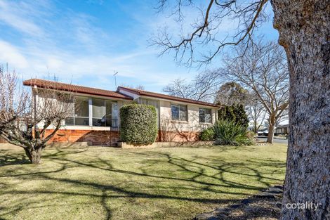 2 Mayne St, Chifley, ACT 2606