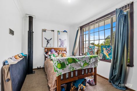Property photo of 13 Carrington Avenue Oberon NSW 2787